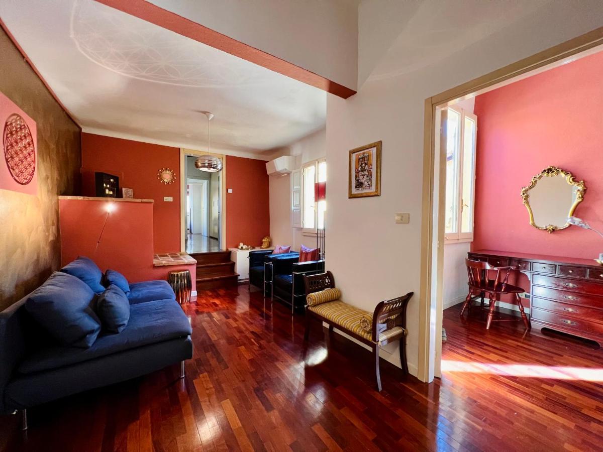 Ferienwohnung House Of Chariot - In The Heart Of Bologna Exterior foto
